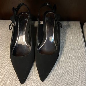 Easy Street Women's Arden Shoes Black Slingback